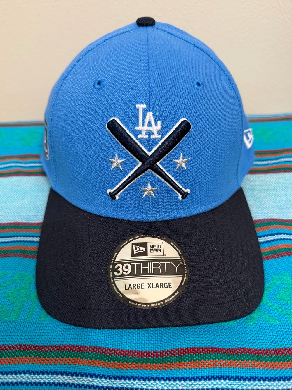 NewEra Los Angeles Dodgers Blue & Navy Cross Bone 39THIRTY Stretch Fit Cap L/XL